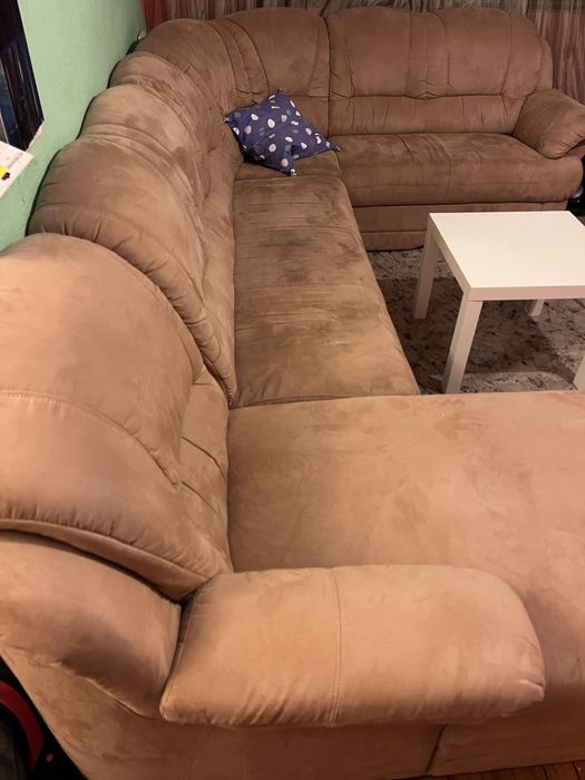 Продавам холна гарнитура