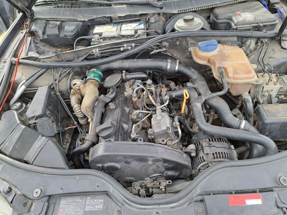 Фолксваген Пасат 1.9tdi на части !