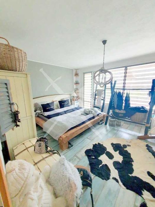 Продава се Многостаен апартамент в Царево - 130 кв.м за 1577 €/кв.м - Снимка #2