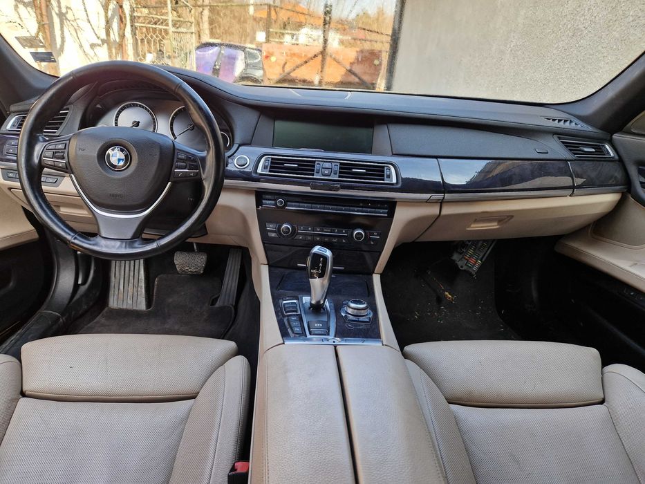 Черно кожено шито табло за BMW F01 с HUD  комплект с аербега