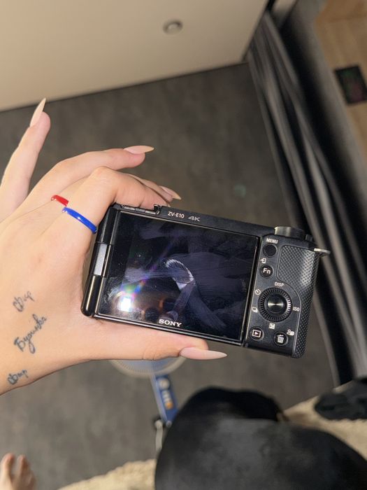Камера Sony zv-e10