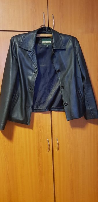 Haina de piele scurta