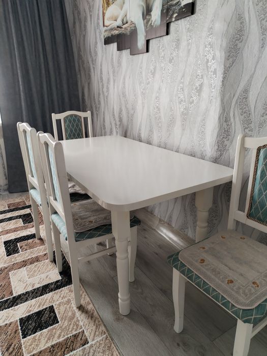 Продам стол со стульями