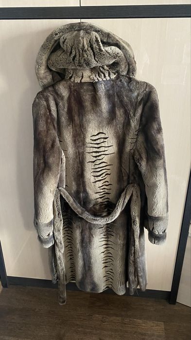 Продам норковую шубу