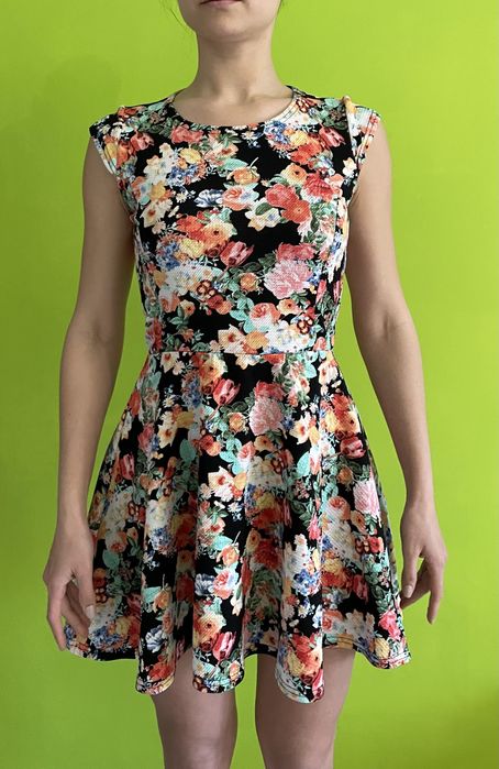 Ефирна къса рокля