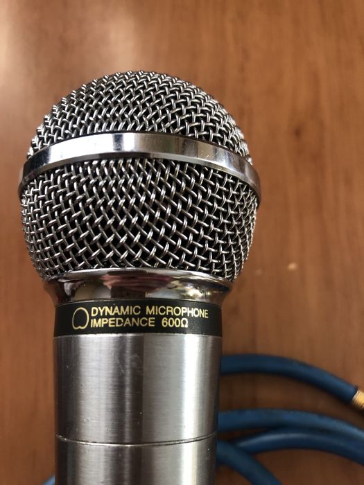 Микрофон динамический LG  ACC-M900K