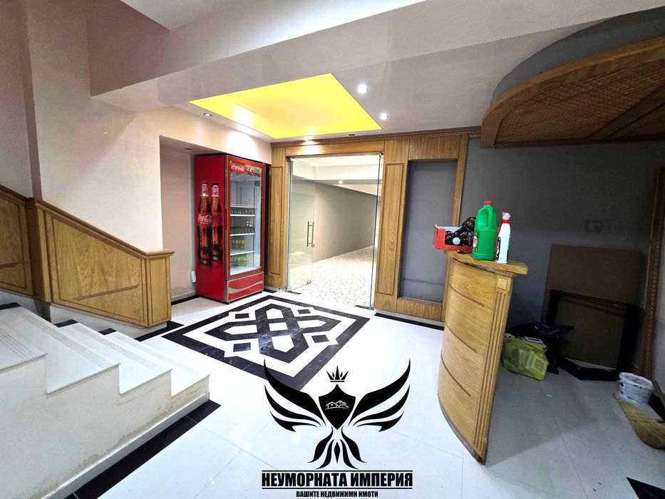 Дава се под наем Заведение в Асеновград - 190 кв.м за 1545.81 € - Снимка #3