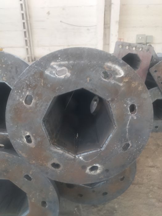 Опоры освещения фонари, светильники, столбы