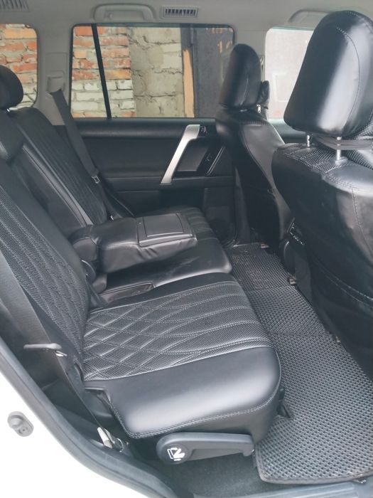 Тойота Прадо 2020 года