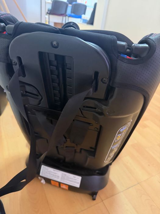 CHIPOLINO Стол за кола 0-36 кг. ТЕХНО ISOFIX 360° ЛЮЛЯК