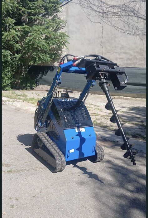 Detectie Romania. Defrisare teren  mini buldo dumper
