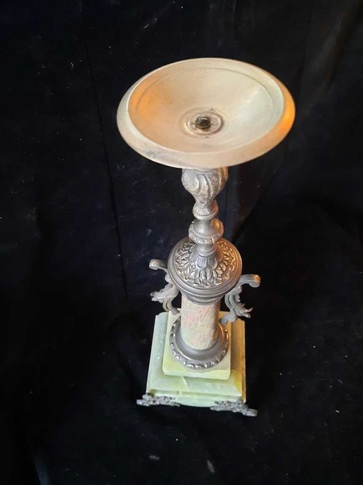 sfesnic cu onix verde si ornamente din bronz masiv
