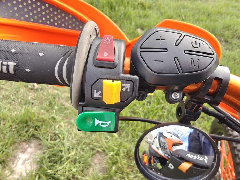 Sur-Ron Light Bee 72V / 70AH