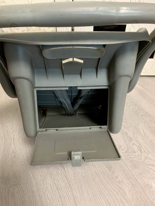 Автолюлька (автокресло)