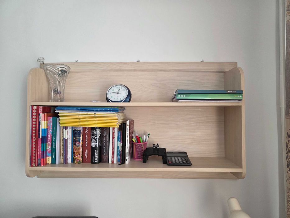 Продам стол+полка