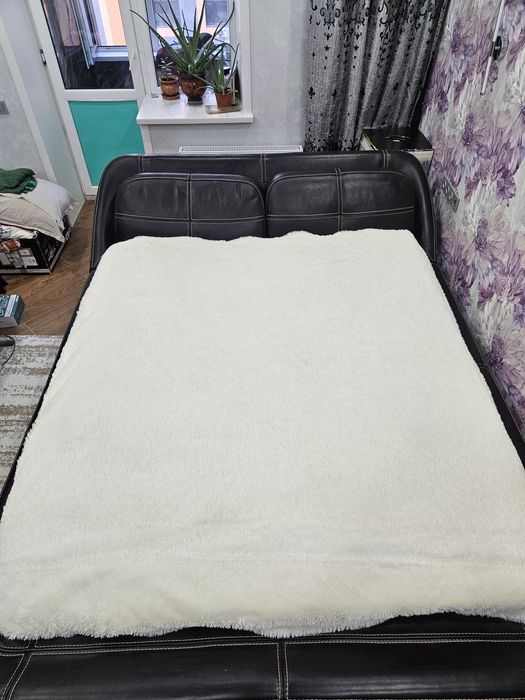 Продам б/у кровать