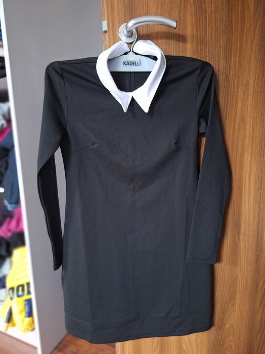 Черна Рокля с яка