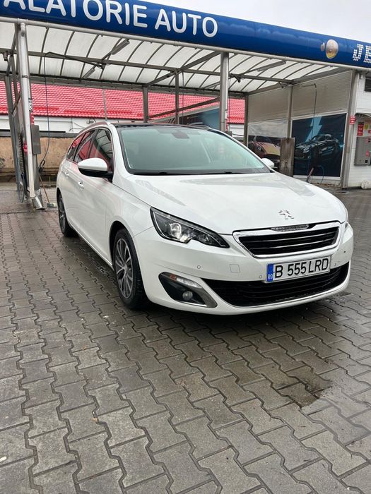 Peugeot 308 SW 1.6 HDi, alb perlat, revizii la zi
