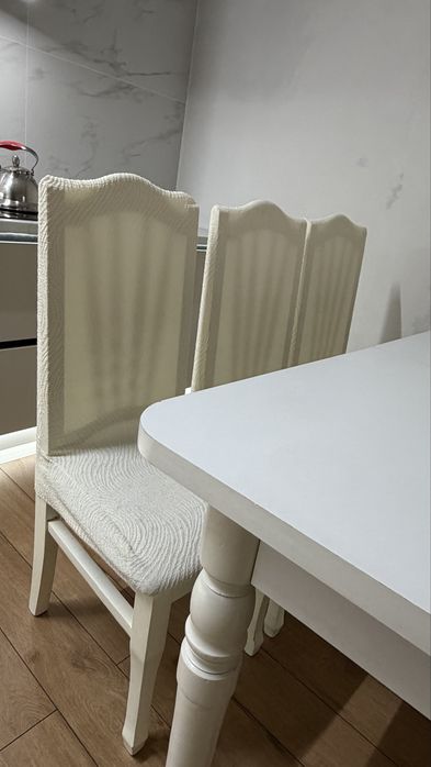 Продам стол с 6- ю стульями