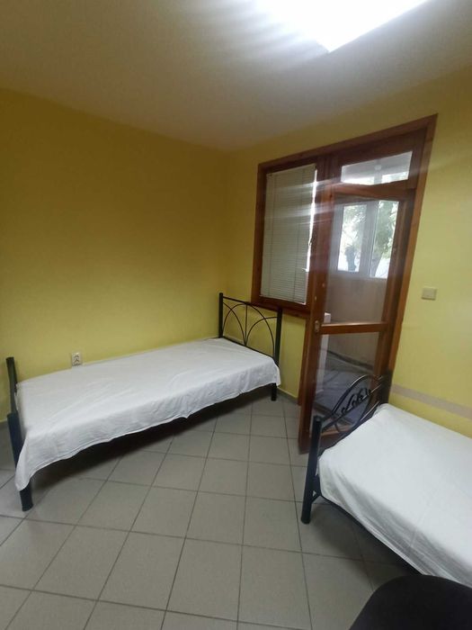 Дава се под наем Едностаен апартамент в Бургас, Братя Миладинови - 45 кв.м за 178.5 € - Снимка #4