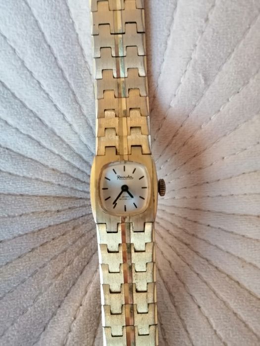 Дамски часовници.