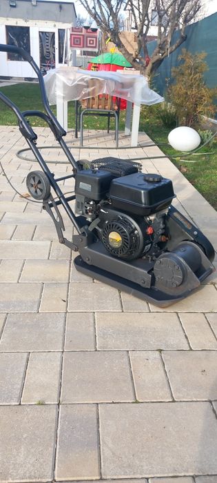 Placa compactoare Woodstar