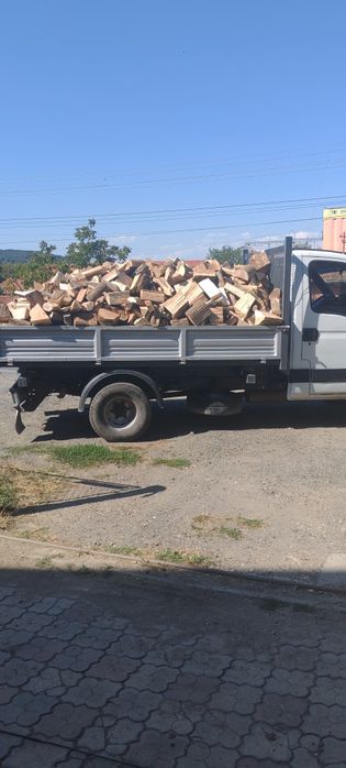 Lemne foc crepate