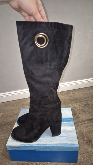 Вся обувь за 3000 тенге