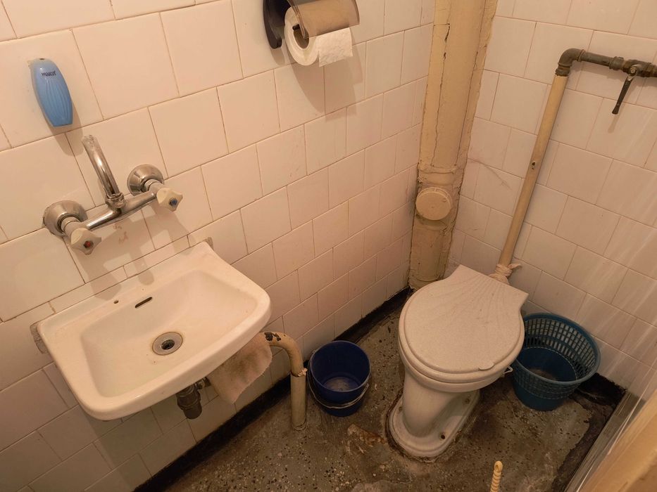 Продава се Тристаен апартамент в Стара Загора, Център - 84 кв.м за 1310 €/кв.м - Снимка #15