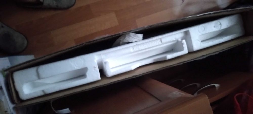 Телевизор настенный Лджи