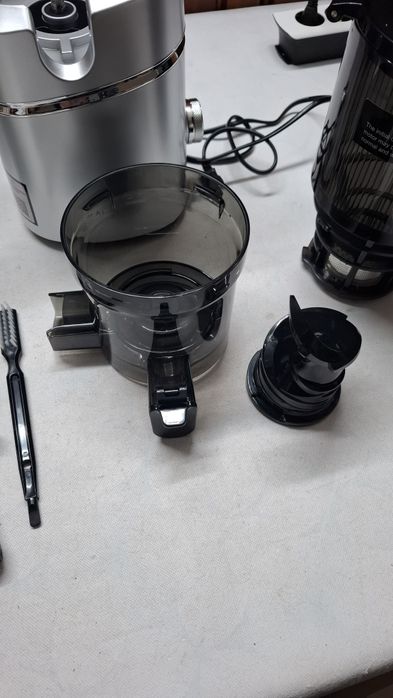 Бавно оборотна Сокоизстисквачка AMZCHEF SJ-036, 250W,1.8L троен филтър