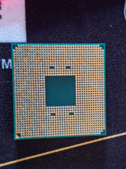 Процесор AMD Ryzen 7 5800X3D, 8 Cores (Up to 4.5GHz), 100MB Cache AM4