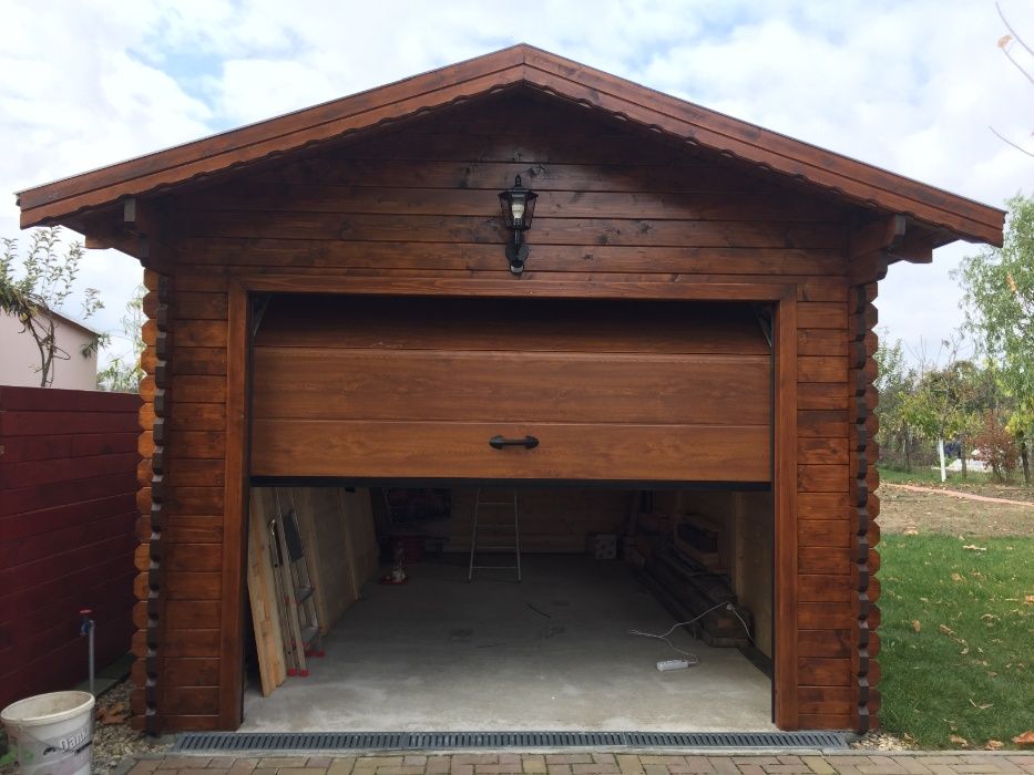 Usi garaj sectionale si tip rulou