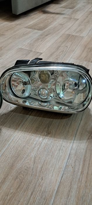 Продам Фары гольф 4