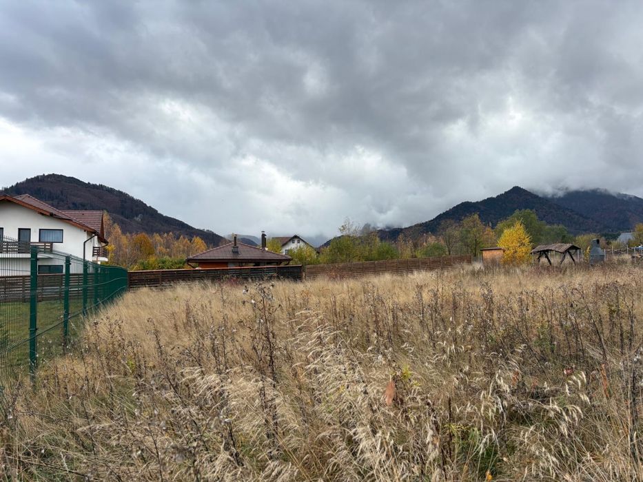 Teren intravilan, proprietar persoana fizica