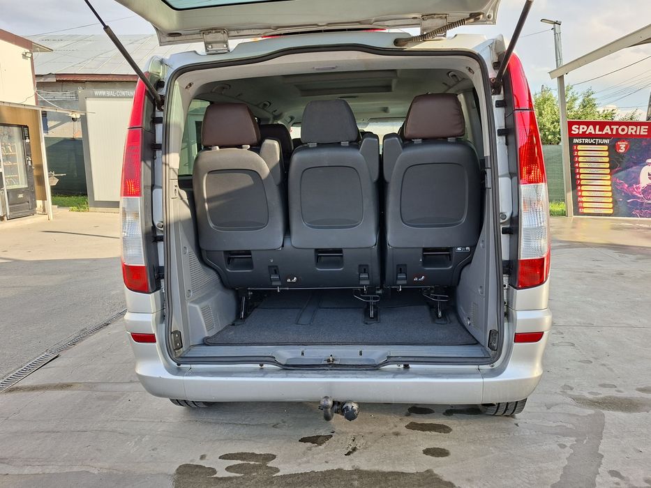 Mercedes Vito 8 + 1 locuri