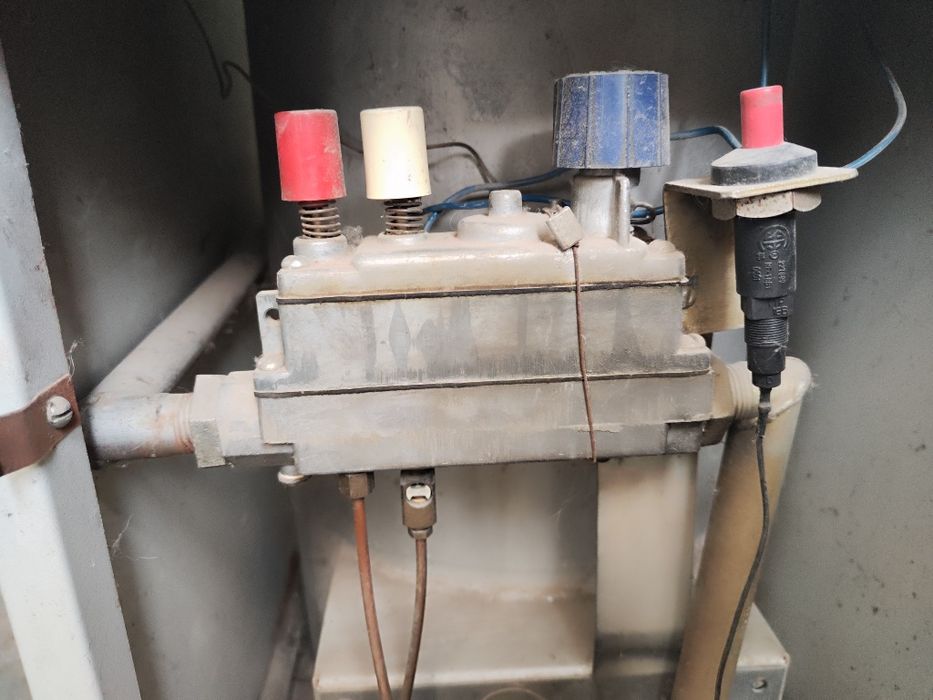 Котел отопления напольный кебер