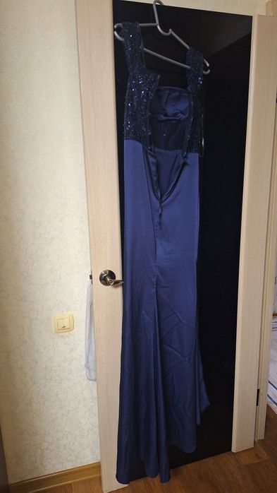 Срочно продам вечерние платье