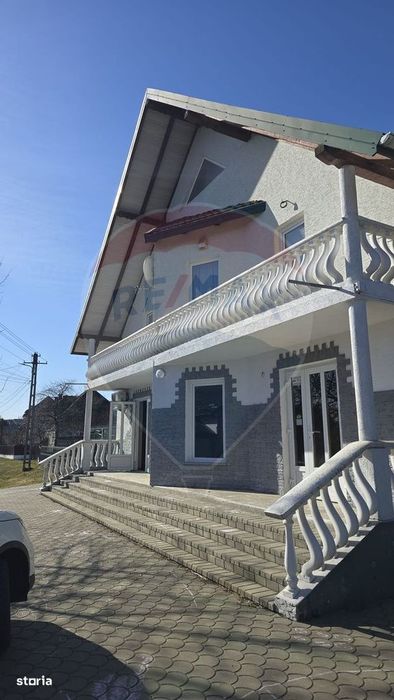 Casă de inchiriat sau vanzare in Hurjuieni