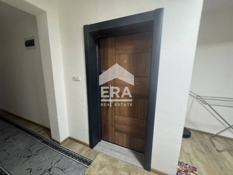 САМО в ЕРА имоти ХАСКОВО! Тристаен апартамент с бизнес помещение