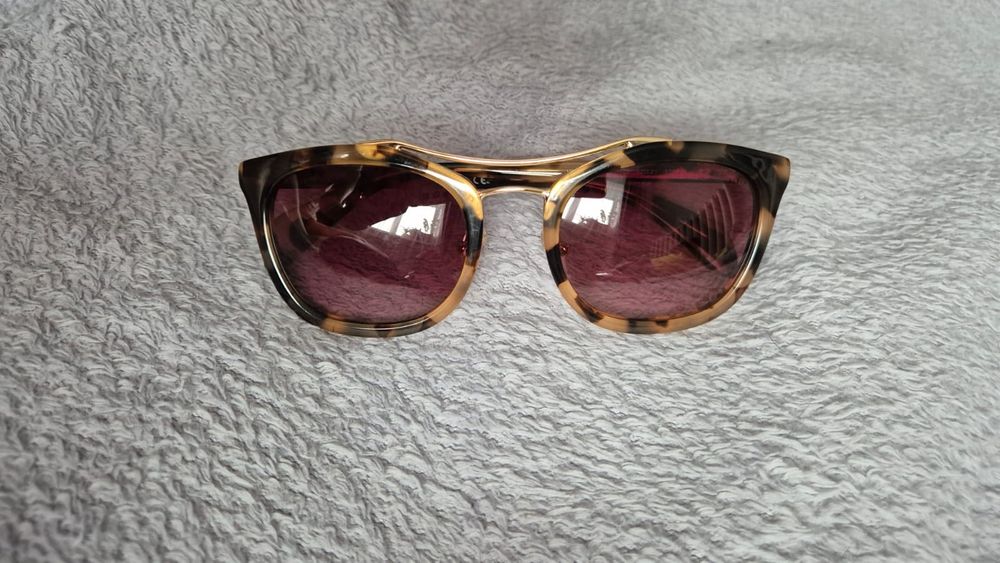 Женские солнцезащитные очки