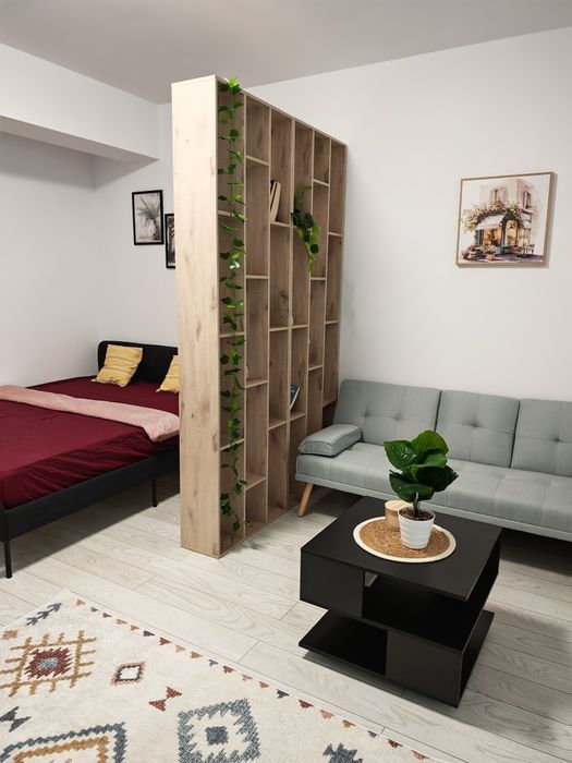 Proprietar, Inchiriez  Garsonieră Spatioasa | Bloc nou | Centrală proprie | AC |