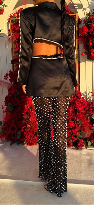 Compleu negru cu perle