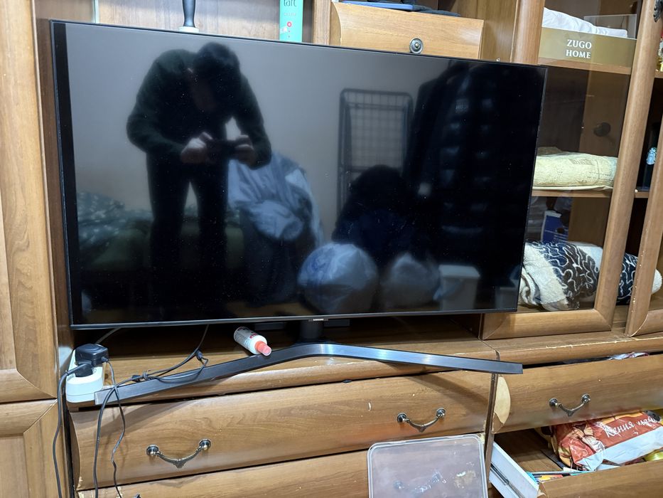 Продам телевизор SAMSUNG смарт тв