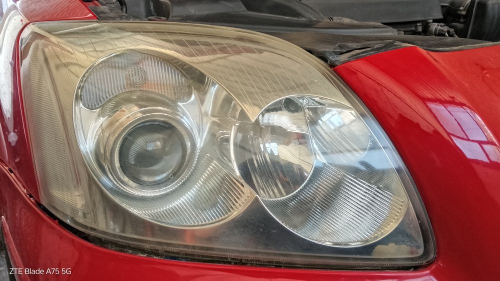 Професионално полиране и ремонт на фарове