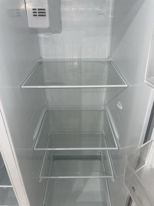 Холодильник Бирюса