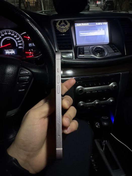 iphone 13 розовый цвет