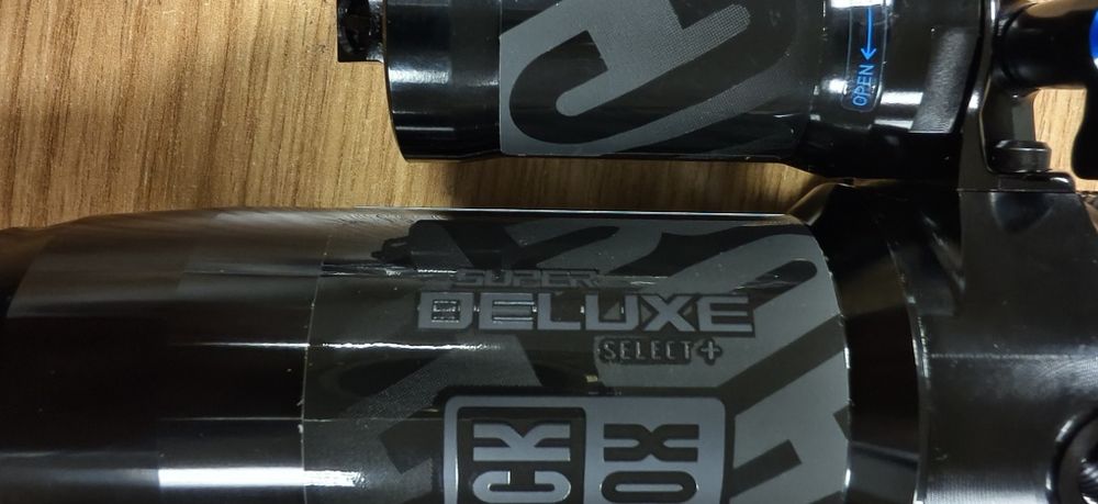 НОВ амортесьор/Шок RockShox Super Deluxe Select+ 205x60/65 Trunion