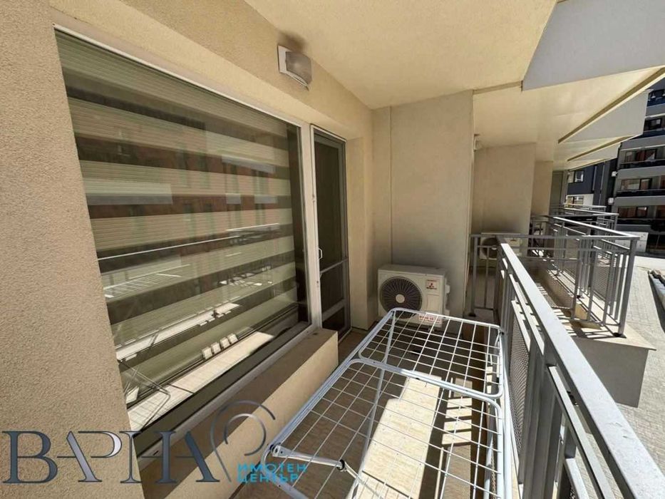 Дава се под наем Тристаен апартамент в Варна, Център - 117 кв.м за 797.64 € - Снимка #14