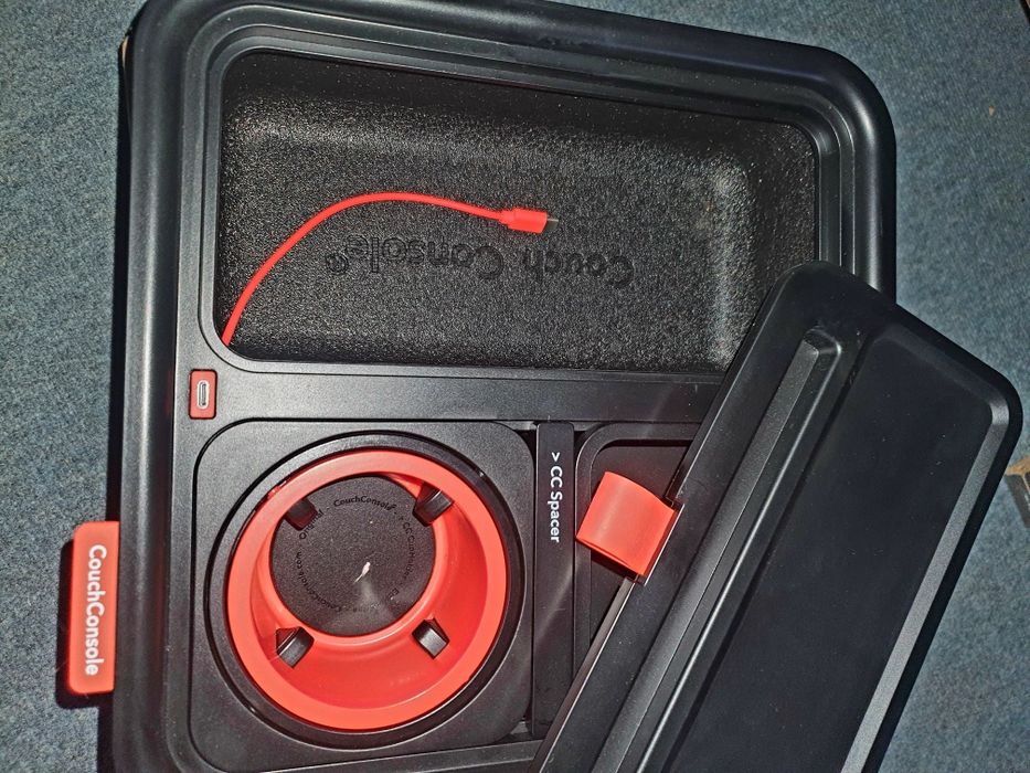 Couch Console 2 броя чисто нови